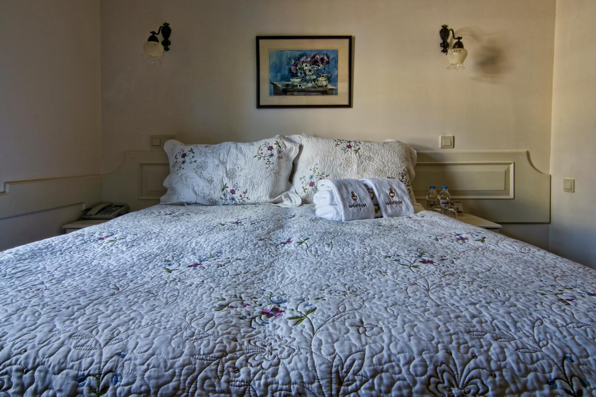 Minyon Hotel Antalya Room photo